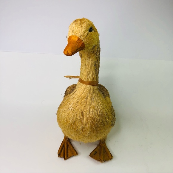 Handmade Natural Straw Duck Standing Walking Decoy Home Country Decor 14" Tall - Picture 5 of 7